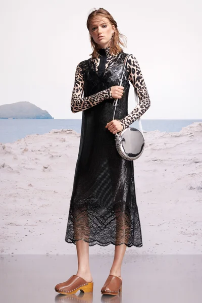 Look 7
